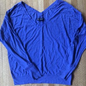 American Eagle Long-Sleeve